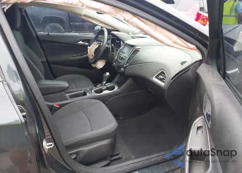 2018 Chevrolet Cruze Lt Auto z USA, uszkodzony, nr VIN 1G1BE5SM9J7106777